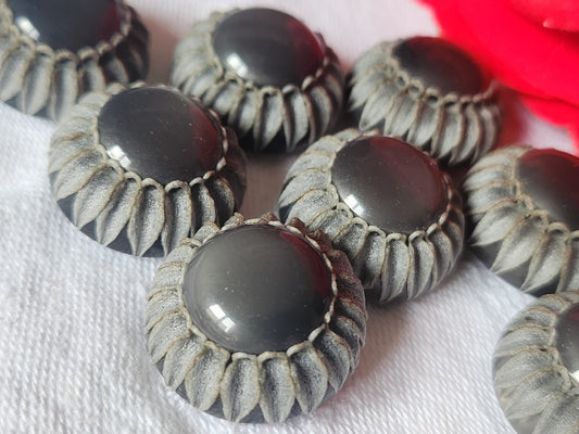 Lot 6 superbes boutons vintage à pied gris bord texturé 2 cm pied ref 1920