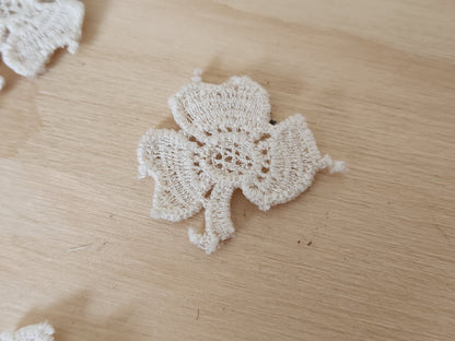 Lot 32 anciennes applications vintage fleur création incrustation coutureT9