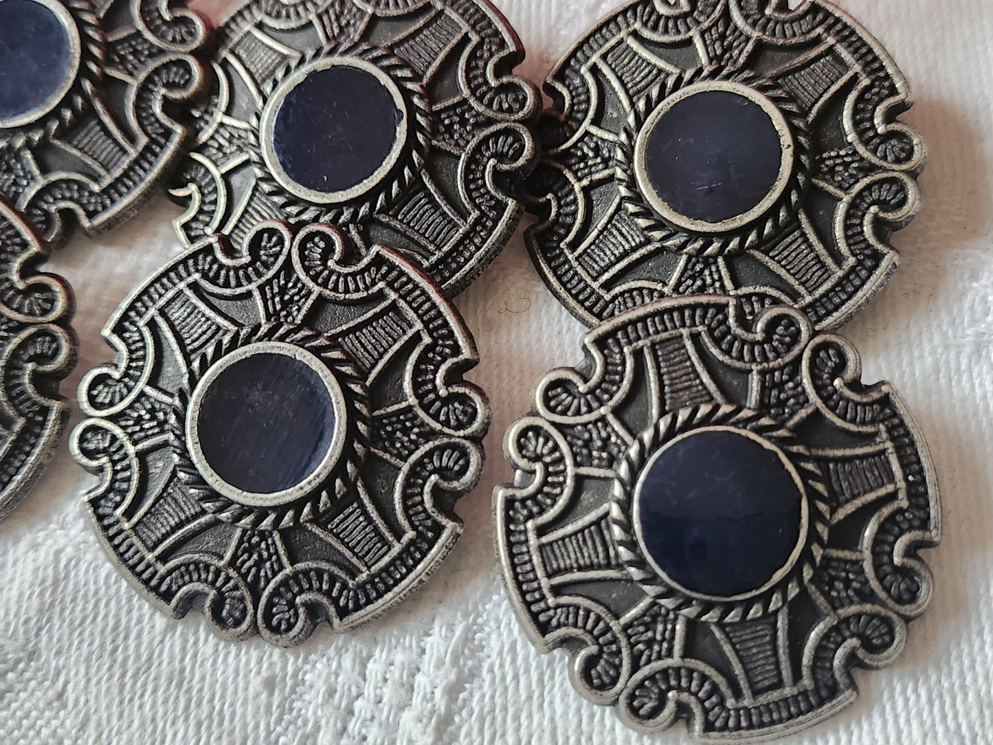 Lot 6 gros boutons vintage en métal argenté bleu  3 cm pied ref 5536