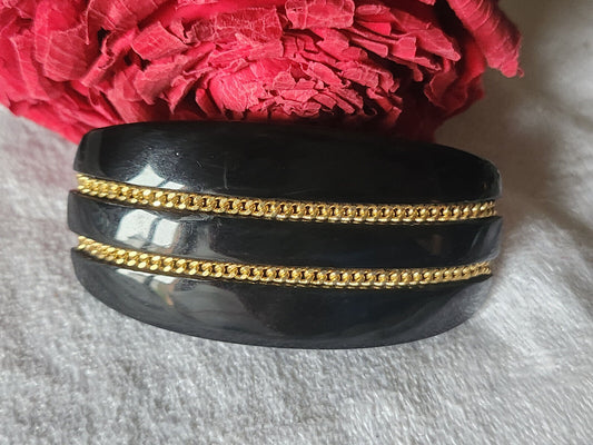 Enorme bouton vintage originaux chainette noir doré pied 5,5 sur 2,5 cm ref 5593