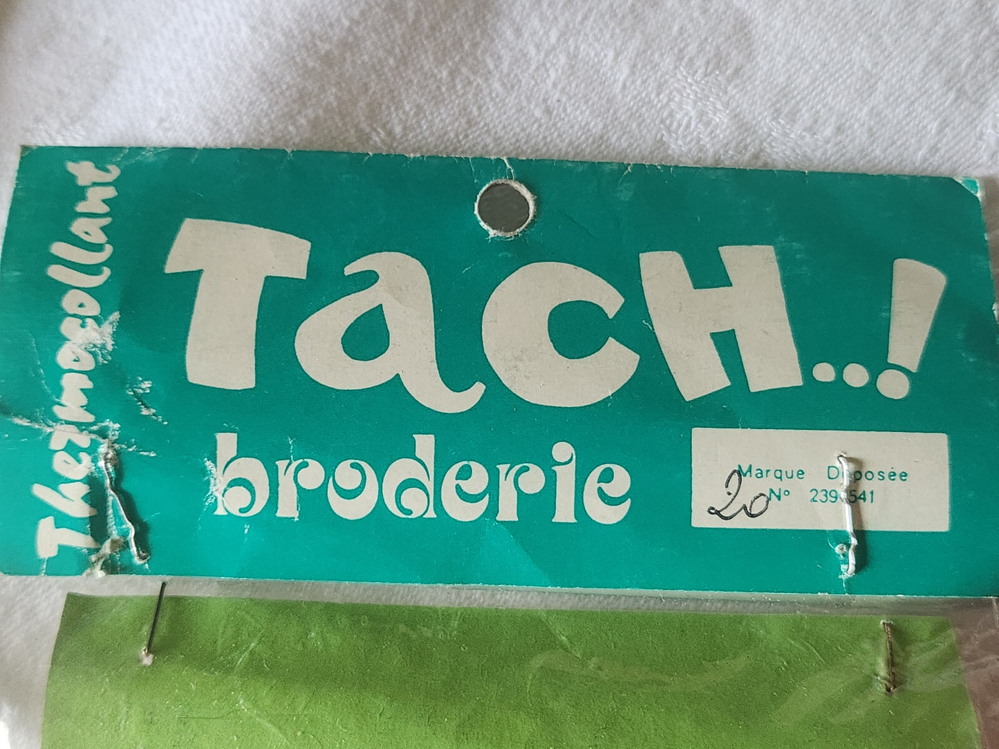 Ancien patch vintage thermocollant "fleur" broderie customisation 