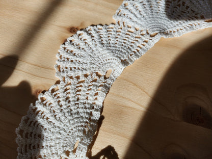 Dentelle ancienne  pourtour napperon crochet blanc  T2-19