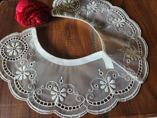 Ancien  col en  dentelle style tulle superbe blanc vintage  B1-58