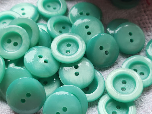 Lot 14 boutons vintage vert eau/bleu à trou 1,6 cm ref 3527