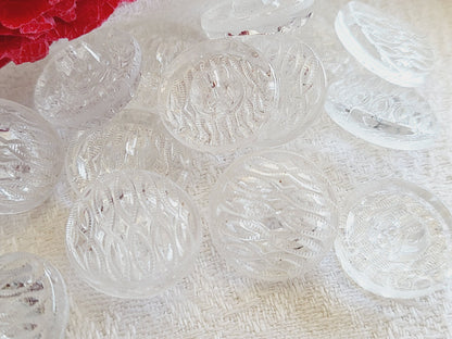 Lot 6 boutons anciens en verre transparent fort relief 1,7 cm ref 549