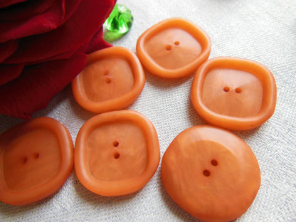 Lot  6 boutons vintage orange marbré mat   diamètre 2,1cm ref 643