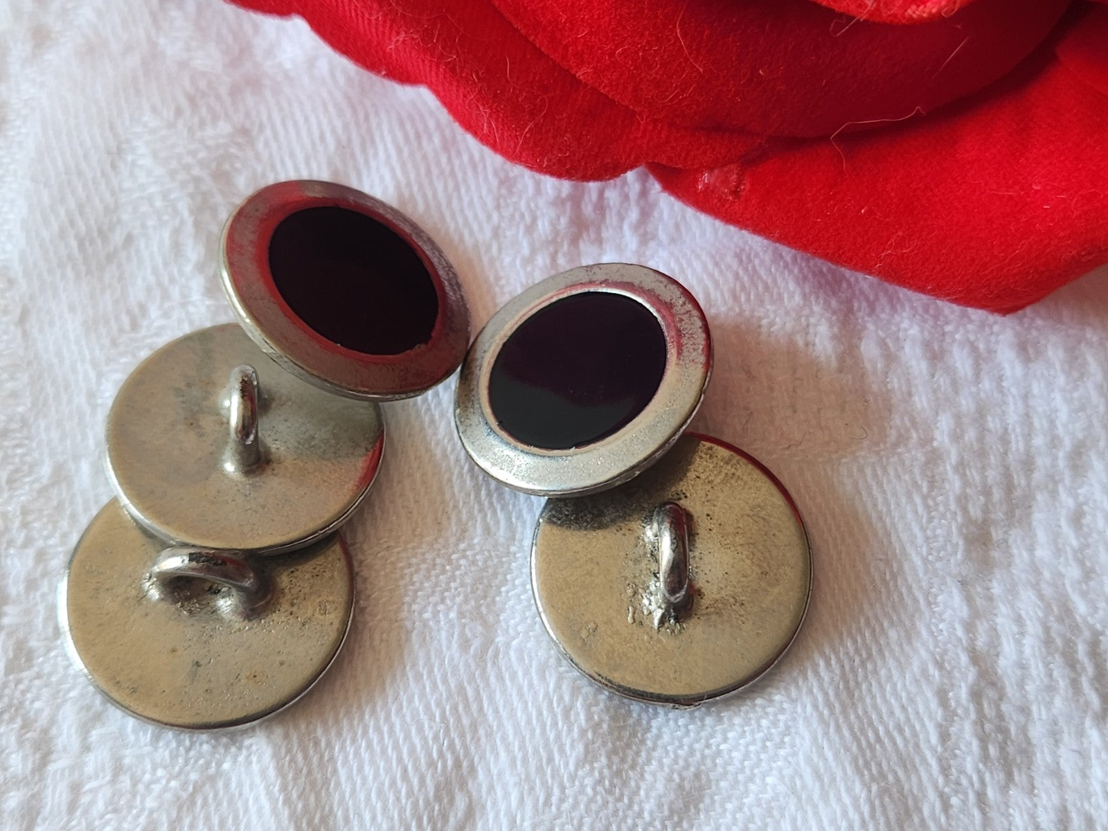 Lot 5 boutons vintage en metal argenté bleu quasi noir 1,7 cm ref 6026
