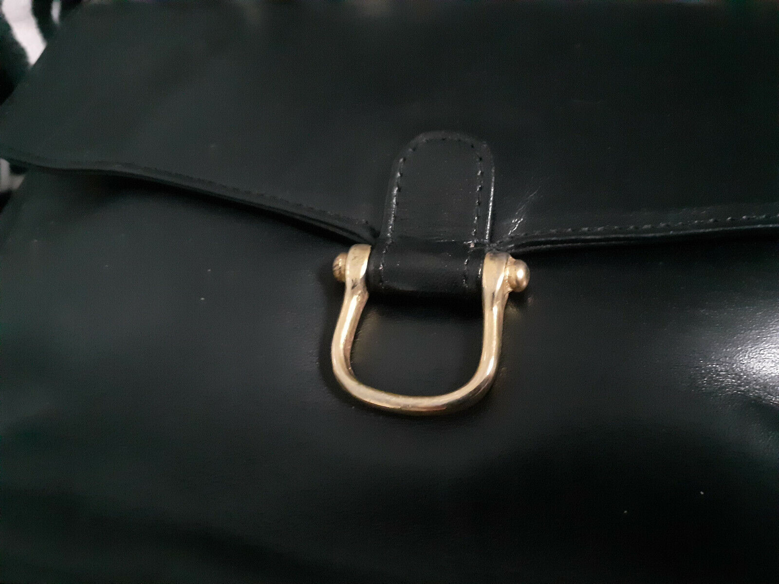 Ancien sac en main en cuir Souple noir retro magasin Printemps  A16