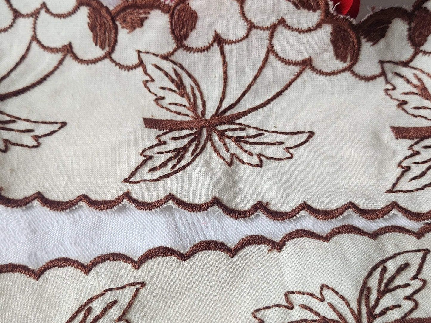 Large bordure galon vintage cuisine cerse marron 2 m 20 sur 9 cm A3