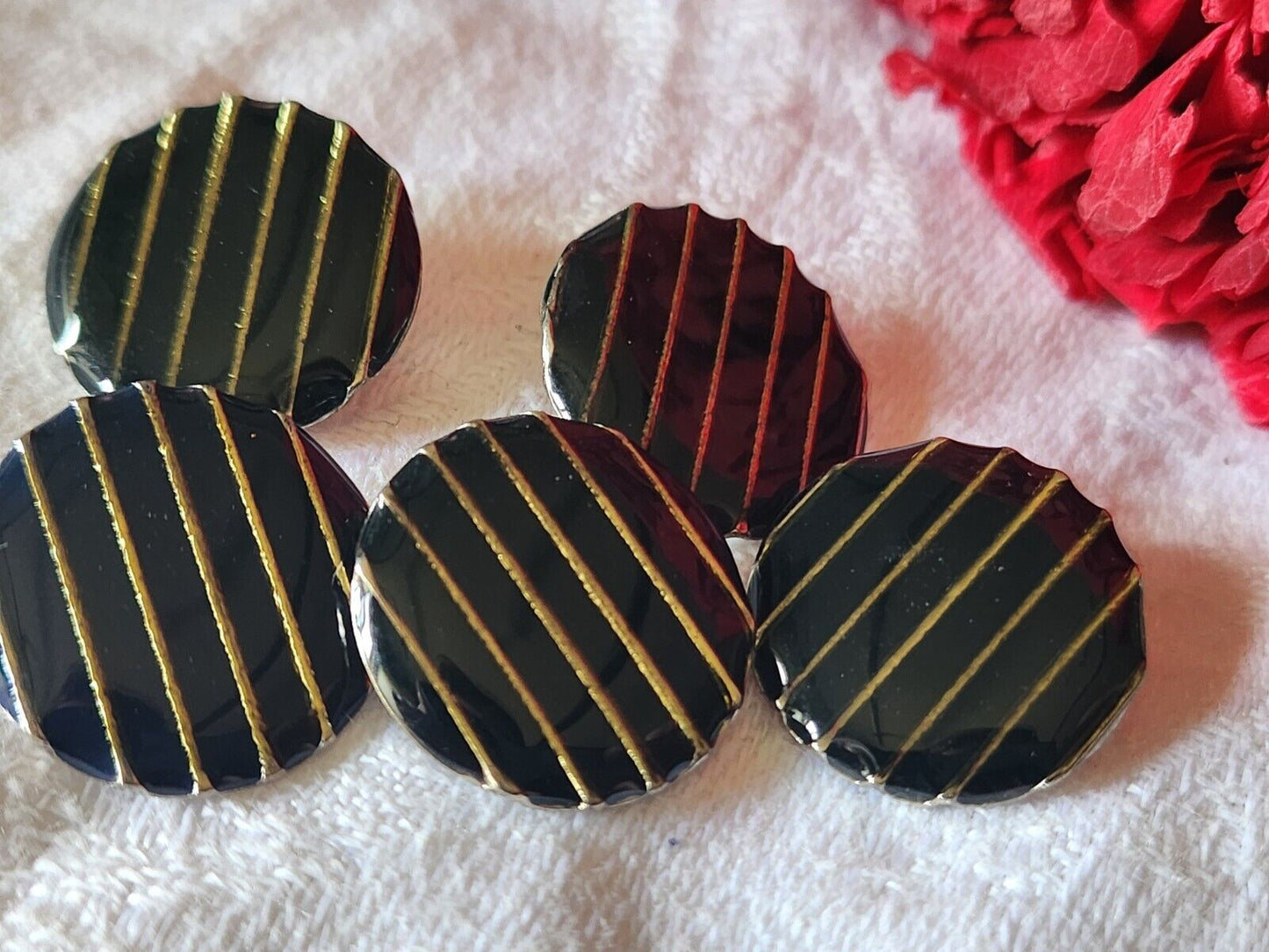 Lot 5 jolis boutons vintage en métal noir liseré strié 1,8 cm ref  2071