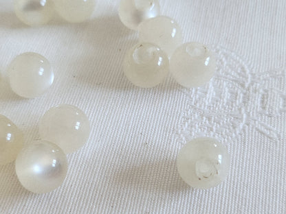 Lot 15 boutons vintage boule blanc rose mini 0,9 cm ref 6188