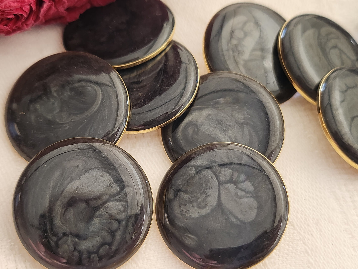 Lot 6 gros boutons vintage gris nacré superbe 2,5 cm doré pied ref 182