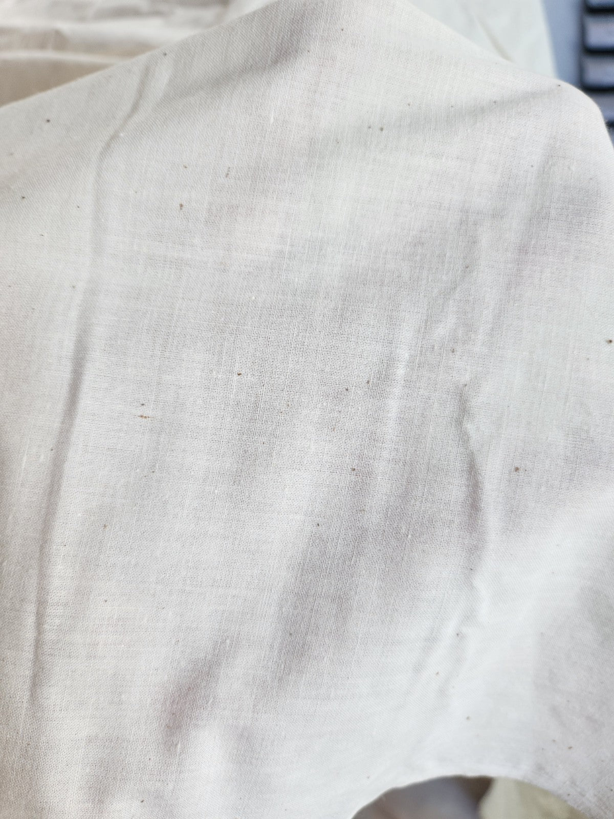 Grand coupon de tissu fin teinte  bi  coton fin?  étamine? 5m 50 sur 99 cm B3