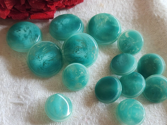 Lot 14  boutons vintage  panaché bleu veiné 2 diamètre 1,3 et 1,8 ref 4774