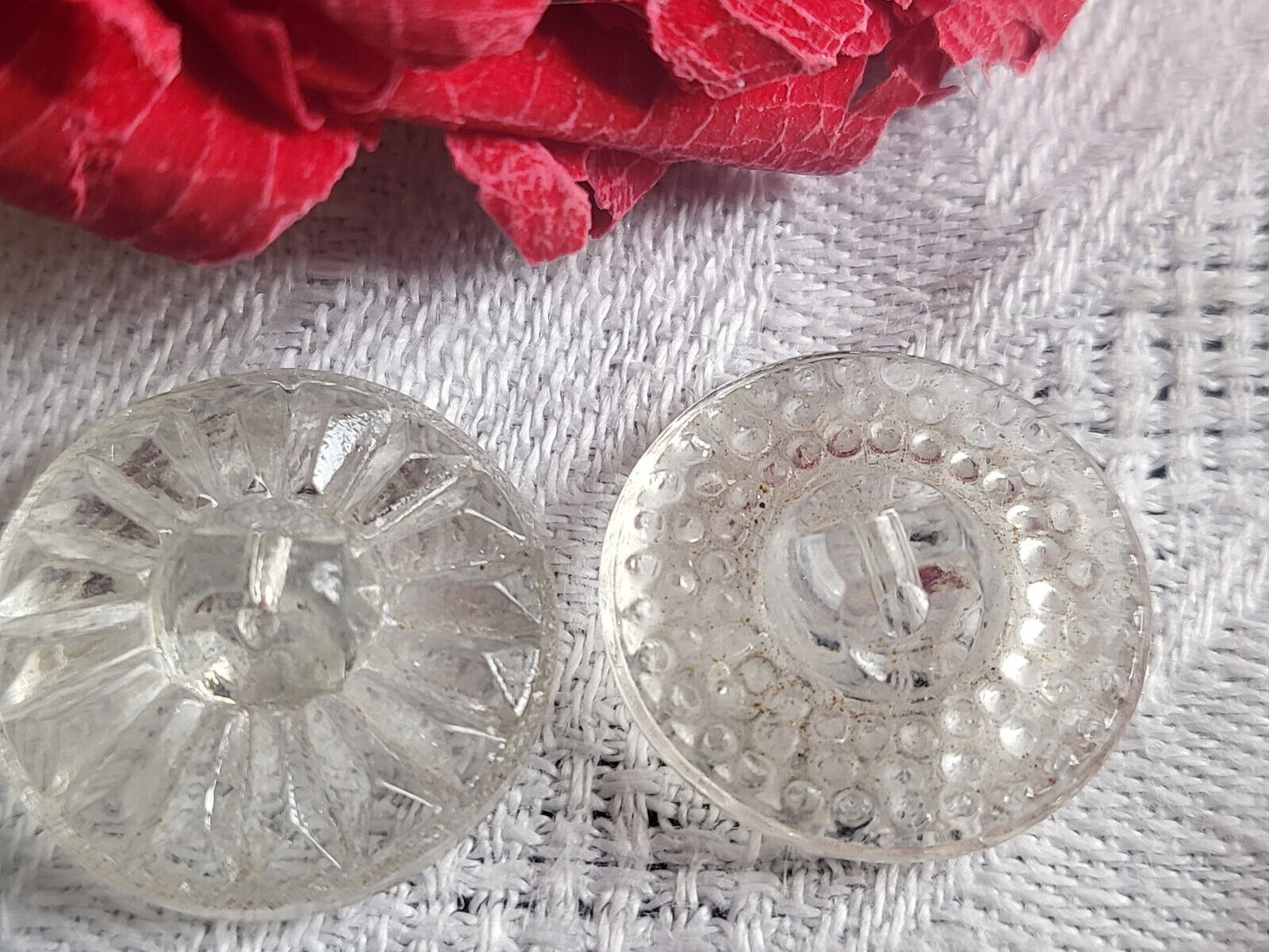 Duo boutons anciens en verre transparent à pied travaillé 1,8 cm D11B