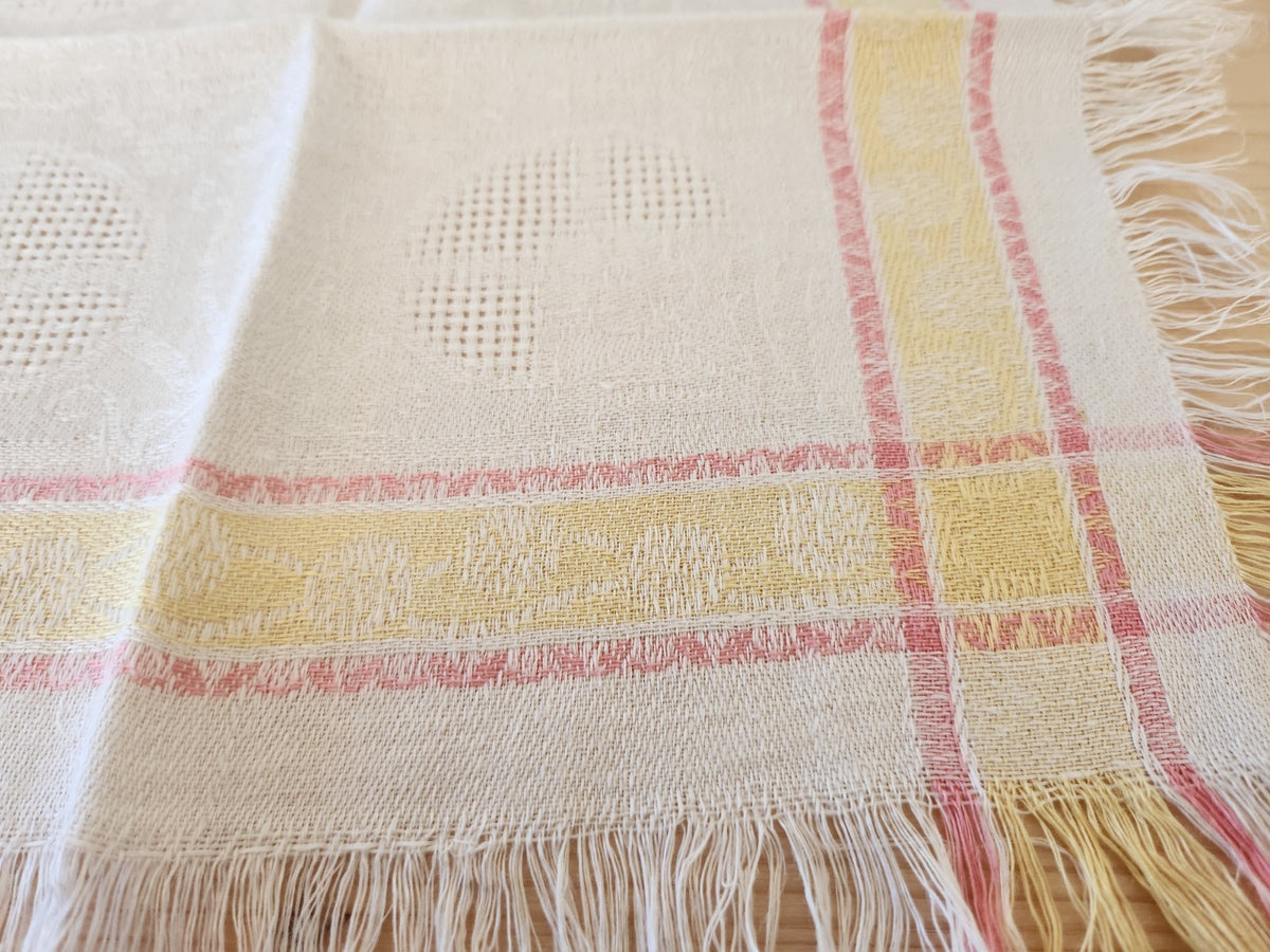 Lot 10 serviettes anciennes a franges damassé rose jaune 34 cm sur 36 cm  B8