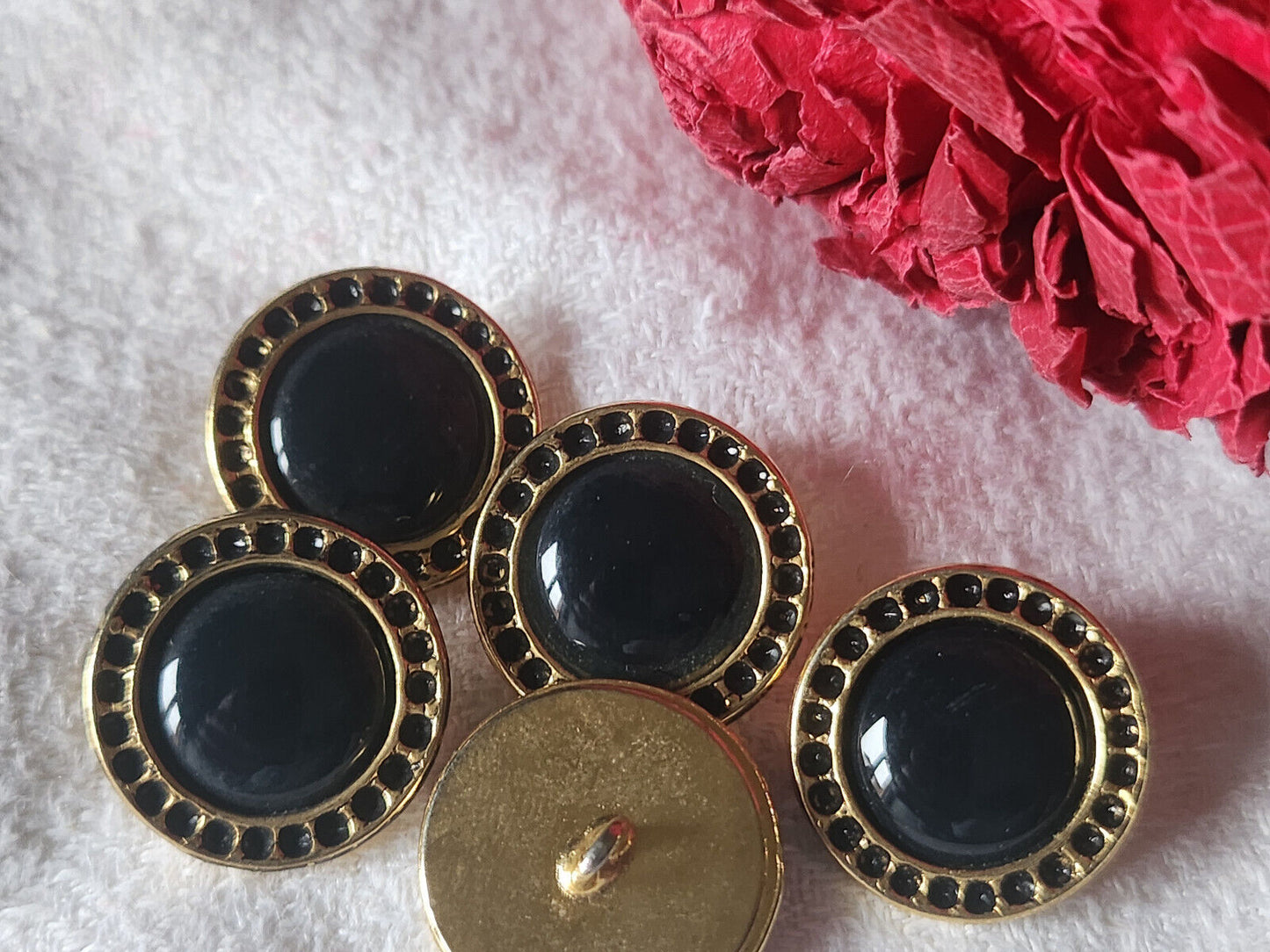 Lot 5 boutons vintage en metal coeur bleu foncé joli pied doré 1,8 cm ref 572