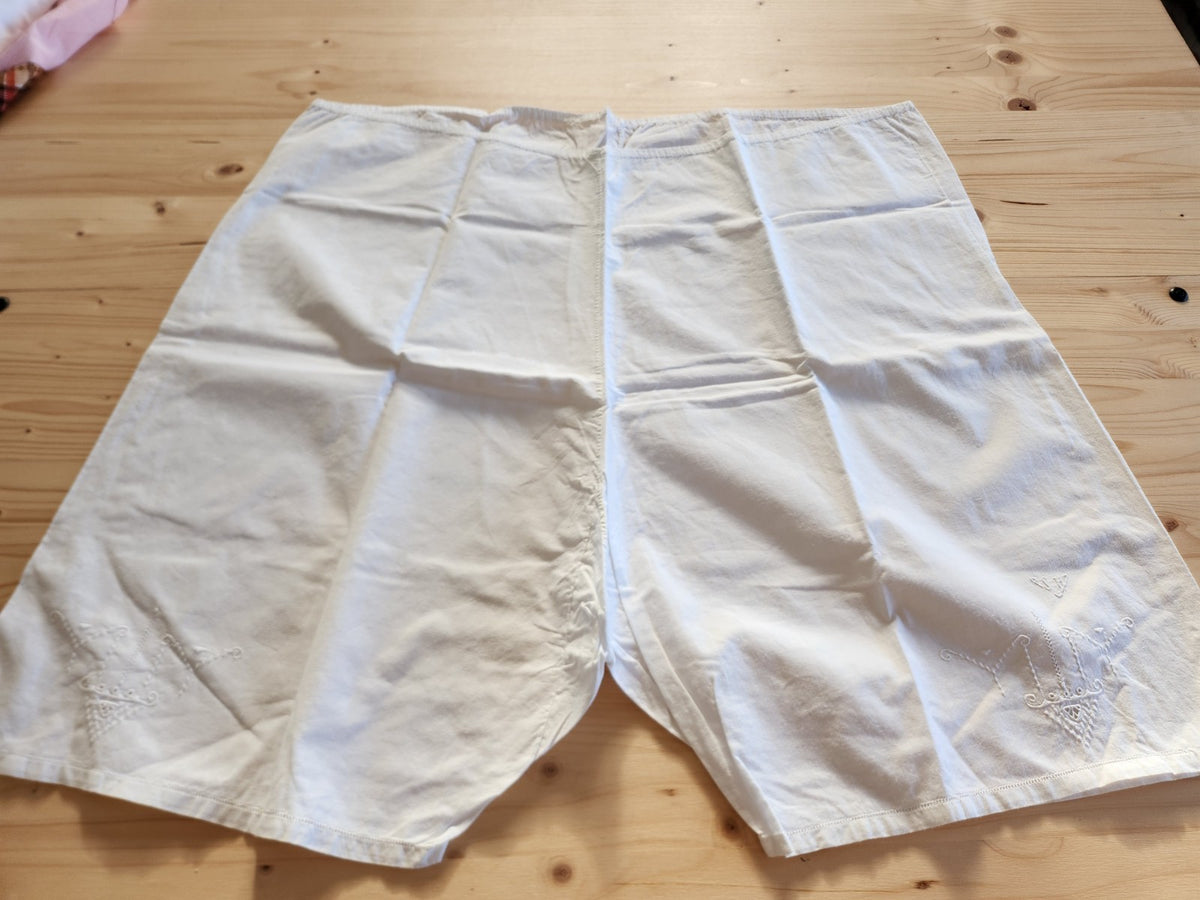 Culotte ancienne short nuit broderie monogramme SH  legere neuve B8