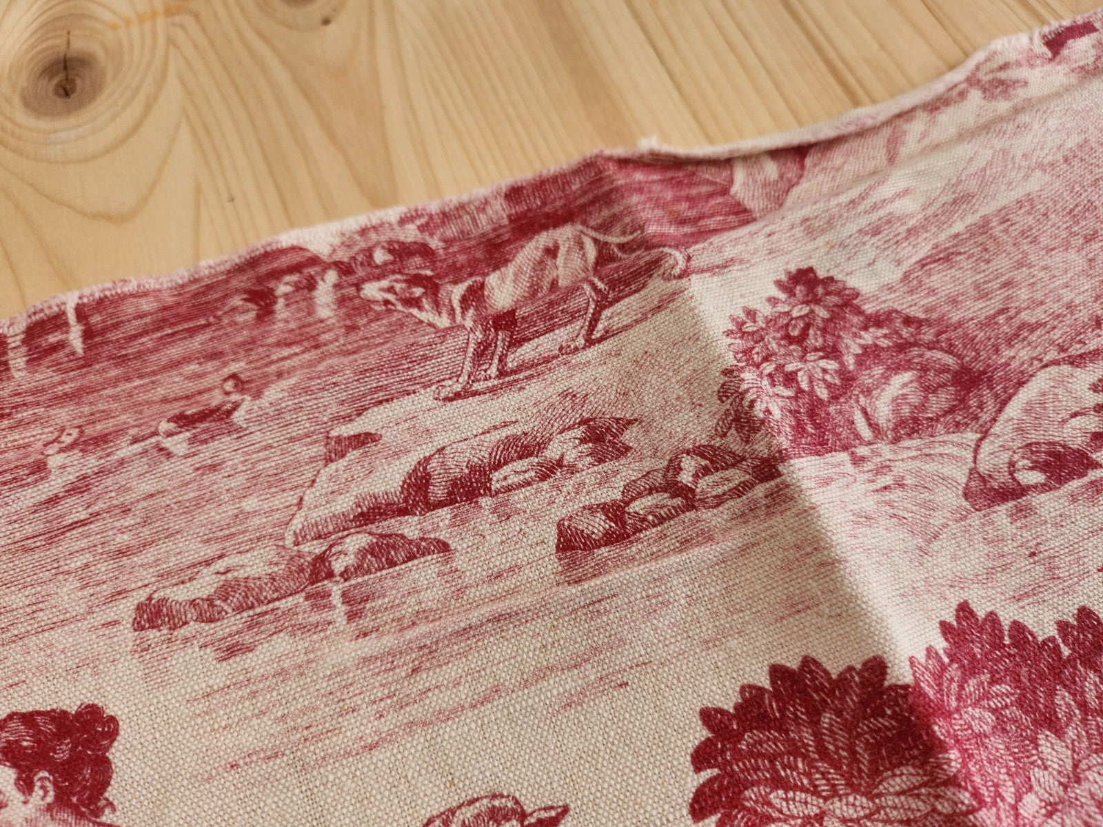 Ancien coupon de tissu toile de jouy "le printemps " d'aprés Boucher petit B6