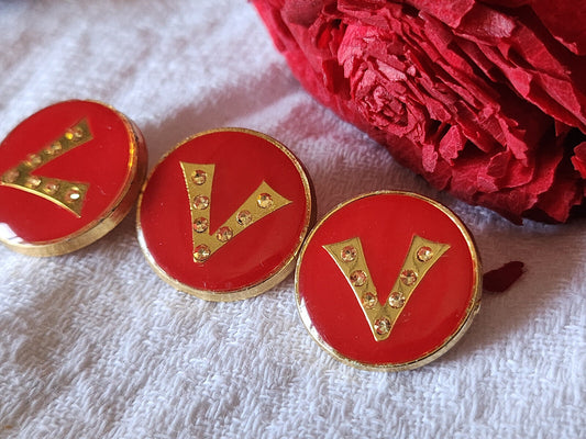 Trio boutons vintage en métal rouge rose Valentino? V 2,2 cm D3B