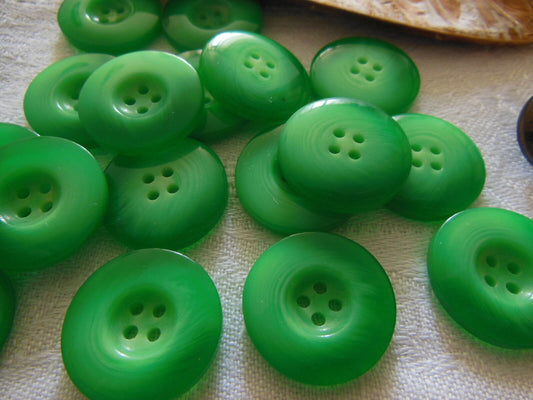 Lot 6 boutons vintage effet corne vert camaïeu diamètre 2,1 cm ref 1133