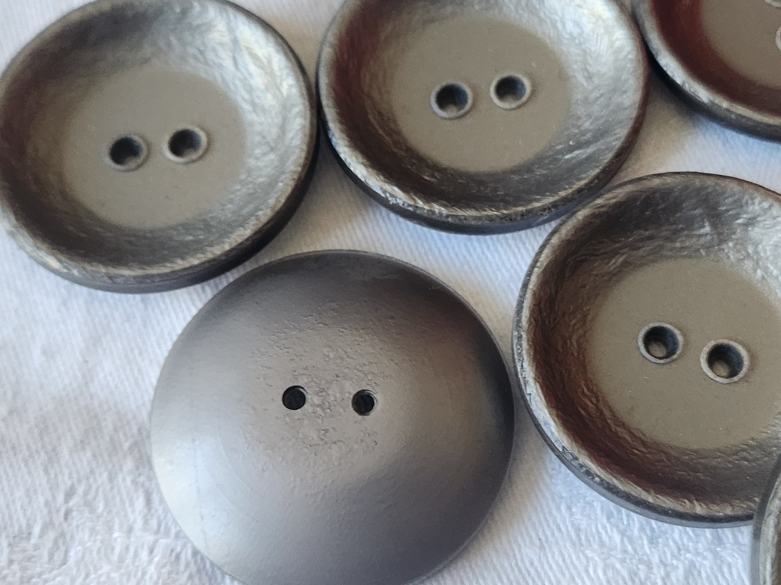 Lot 7 énormes  boutons vintage gris argenté 4 cm manteau ref 504