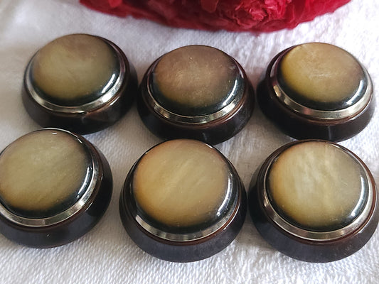 Lot 6 volumineux  boutons vintage marron 2,4 cm pied superbe ref 4965