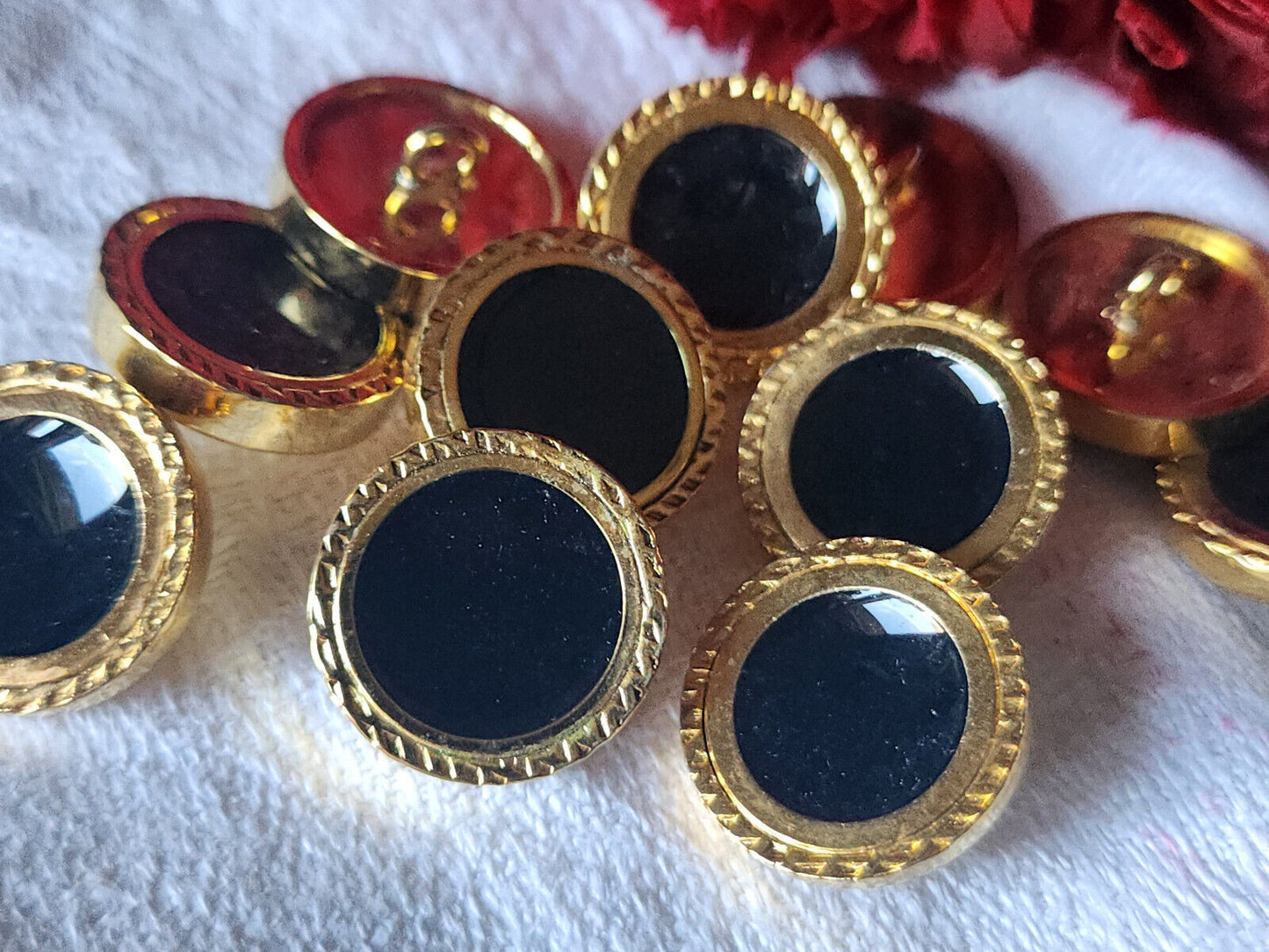 Lot 6 boutons vintage en métal doré superbe noir lourd 1,6 cm ref 2381