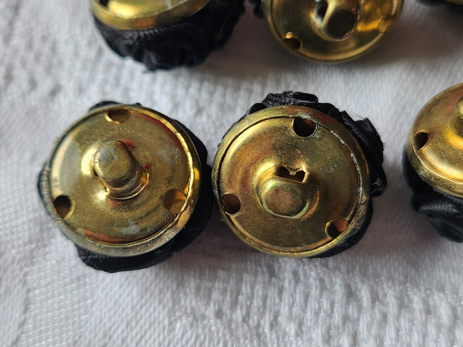 lot 6 boutons vintage noir passementerie fleur pied 1,8 cm ref 3554