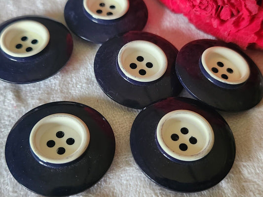 Lot 6 boutons vintage bleu blanc 4 trous 2,6 cm ref 2018