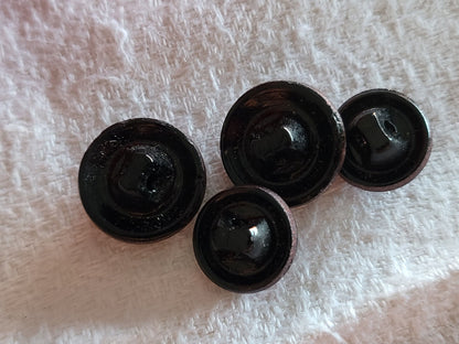 Lot 4 boutons anciens en  verre marron pied  1,1 et 1, 3 cm G10D