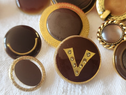 Lot 10 boutons vintage en métal marron panaché 1,5 à 2,6 cm ref 6047