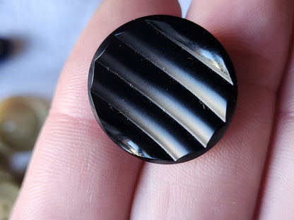 Gros bouton ancien en verre noir contraste mat lumineux 2,2 cm D9R