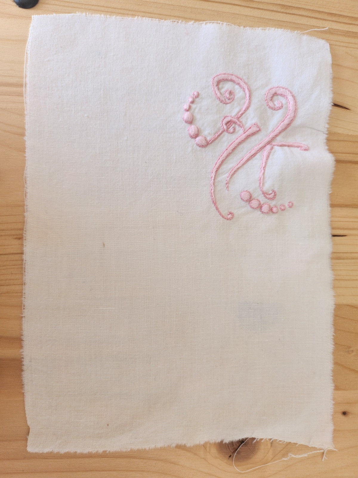 Lot de deux grands neufs anciens toile B7