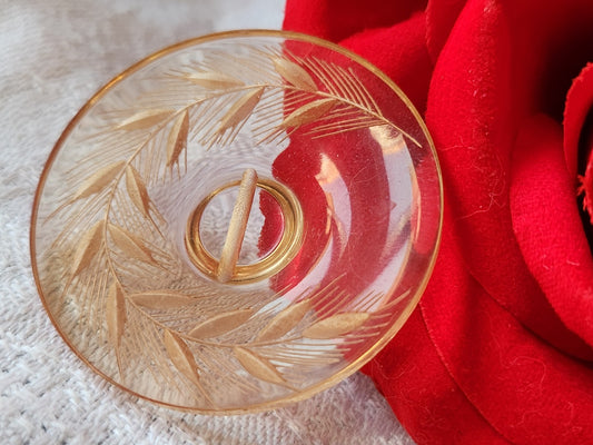 Gros bouton ancien lucite plexis épis de blé à pied  4 cm ref 3862