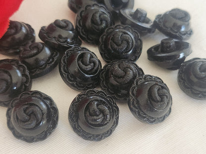lot 6  boutons vintage coeur passementerie noir à  pied 1,7 cm ou 17 mm ref 6255