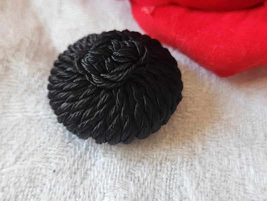 Ancien bouton  passementerie noir lumineux 2,5  cm D17N