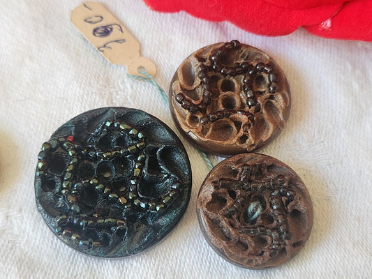 Collection lot 3 boutons vintage résine avec perle 2,1 à 2,8 cm D13N