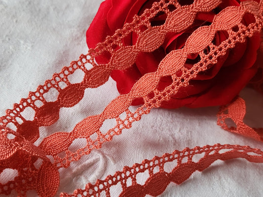 Dentelle vintage terracotta  coton 3 métres sur 1,7 cm A6