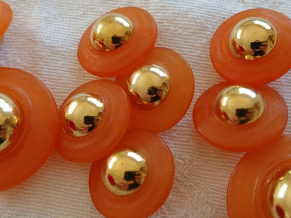 Lot 9 boutons vintage à pied orange mat kitch 1,9 et 2,7 cm ref 6471