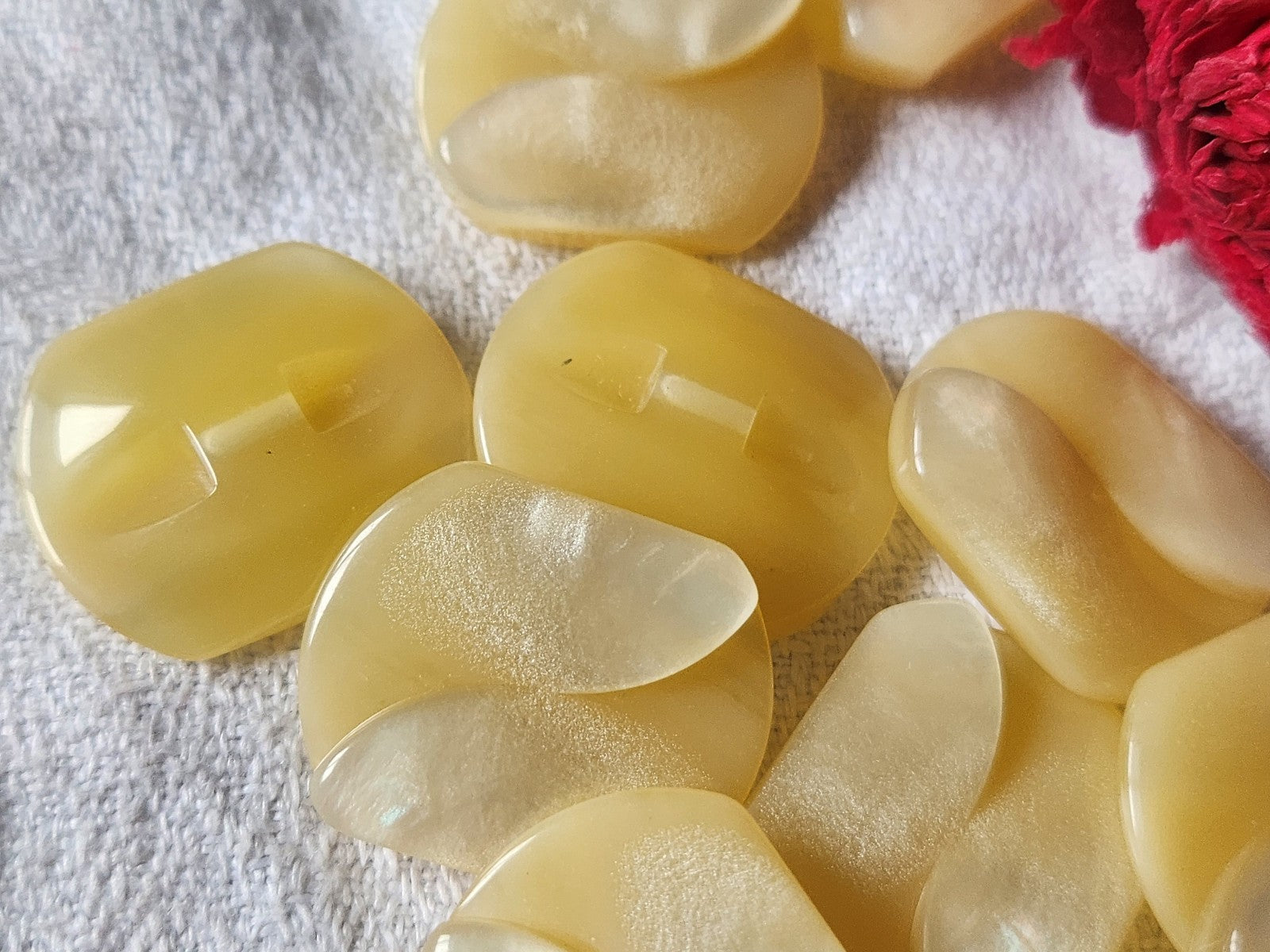 Lot 6 boutons vintage ovale irisé mordoré beige  2,2 sur 1,8 cm pied ref 2615