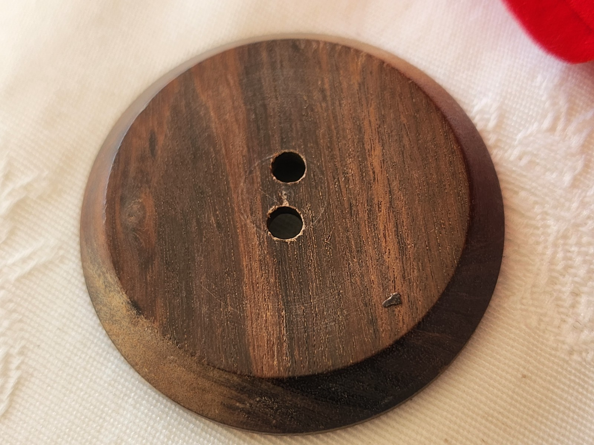 Enorme bouton ancien en bois XXL 4,4 cm 44 mm ref 319