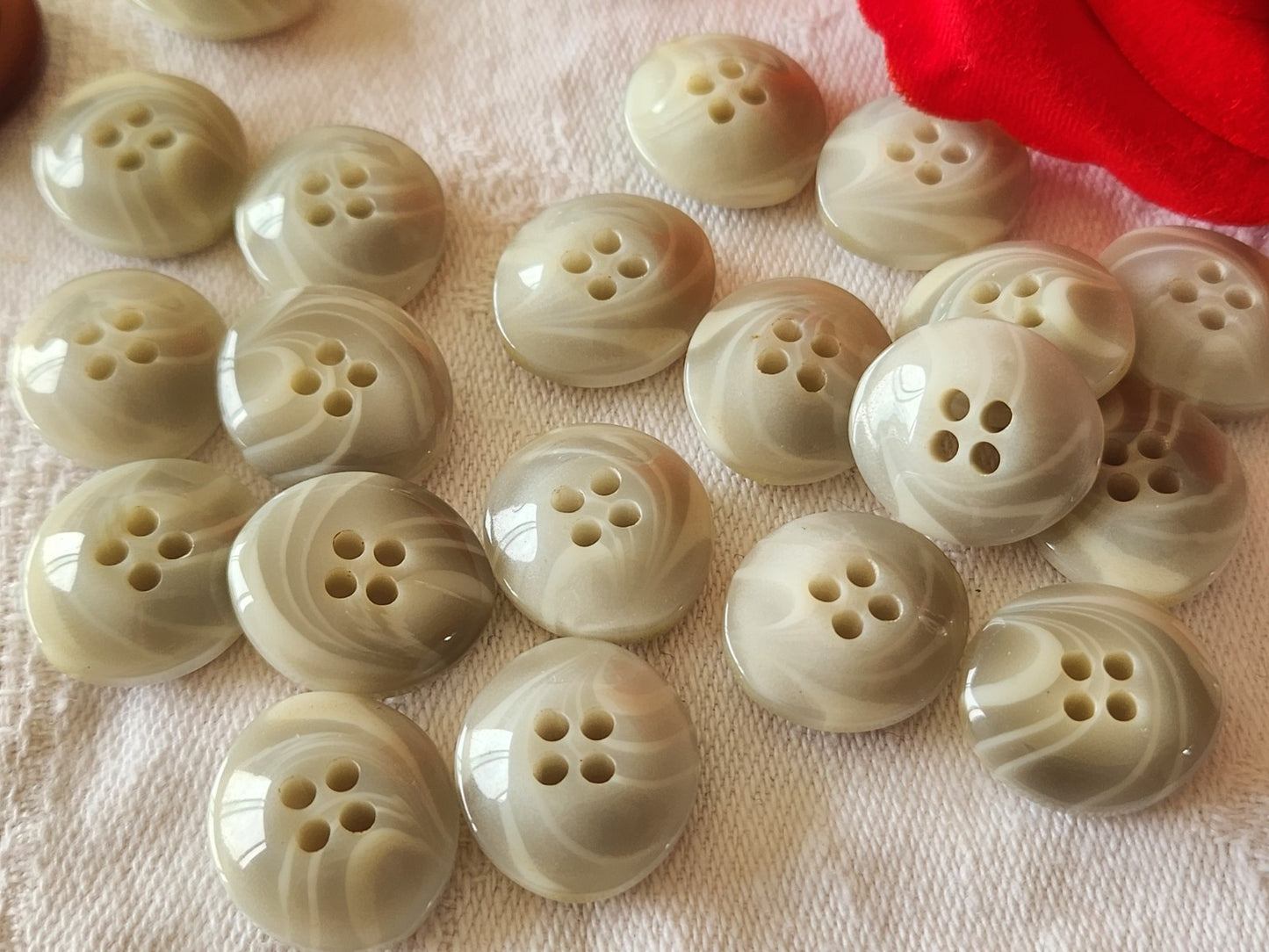 Lot 10 boutons vintage ovale gris veiné épais 1,7 cm sur 1,5 cm ref 3948