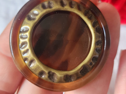Enorme bouton vintage style ecaille marron jaspé lourd épais pied 43 mm ref 2029