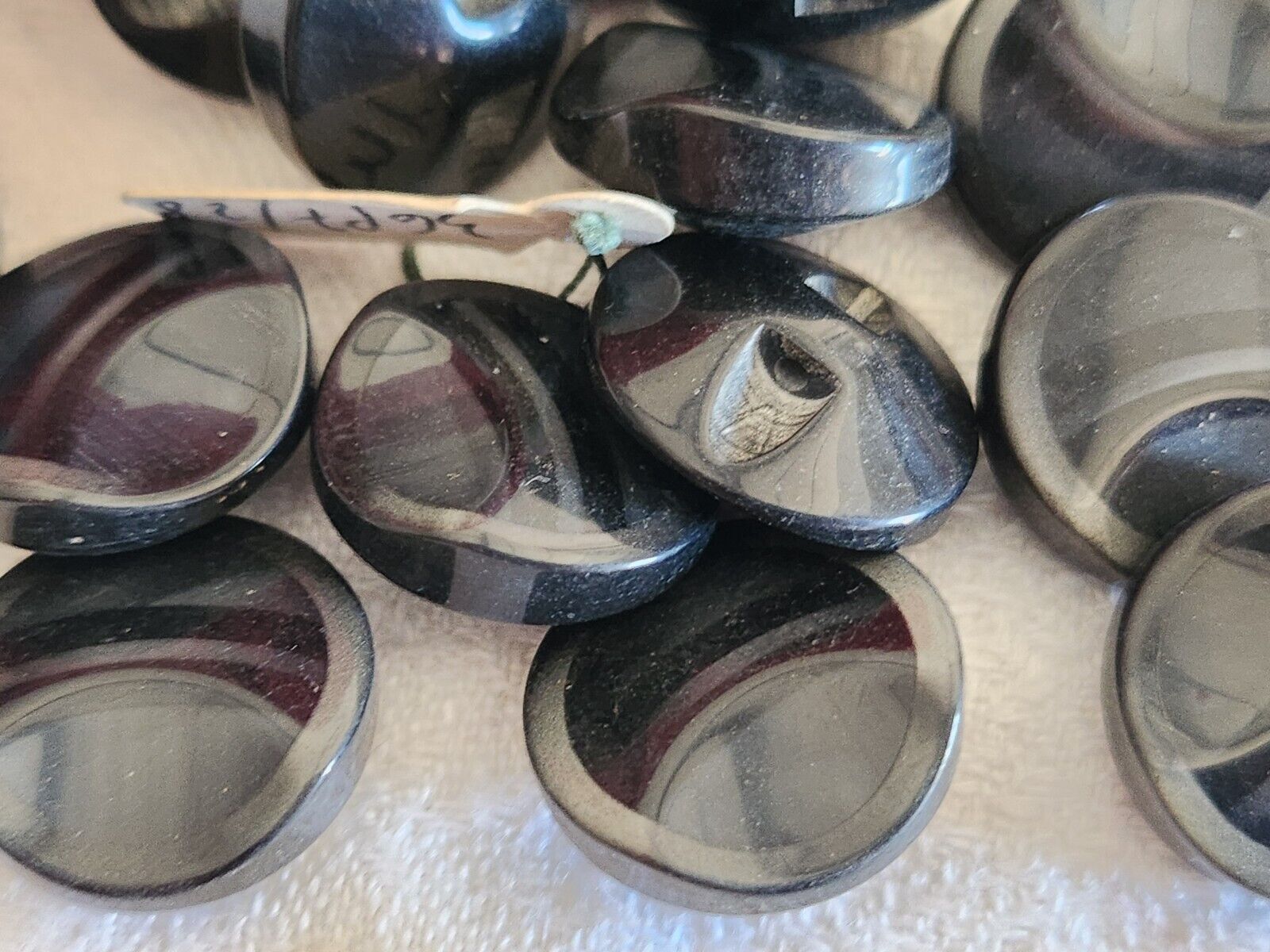 Lot 6 boutons vintage gris veiné épais inclusion pied 1,7 cm ref 3058