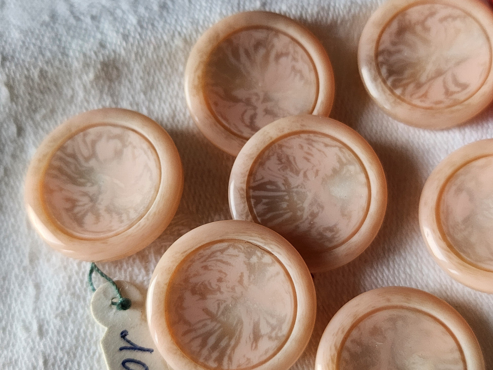 Lot 7 boutons vintage rose moucheté gris 2,1 cm ref 6051