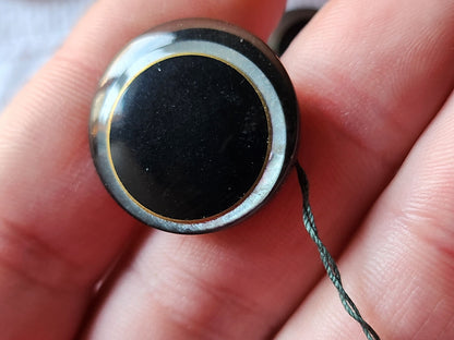 Lot 5 boutons vintage noir inclusion gris nacré pied 2,2 cm ref 1906