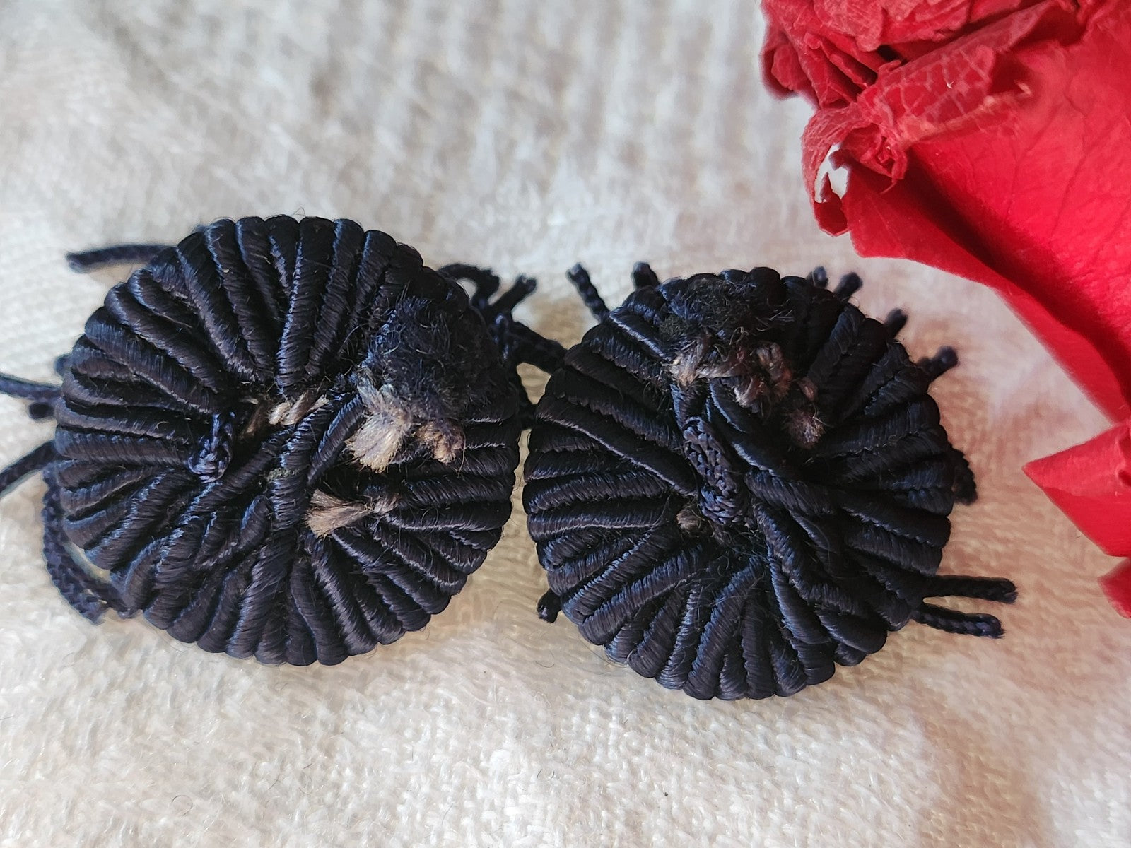 Duo  boutons anciens vintage passementerie bleu pendant 2,1 cm G15A