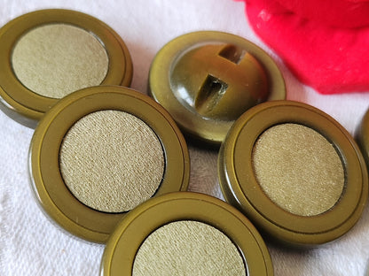 Lot 6 gros boutons vintage vert 2,7 cm à pied ref 821