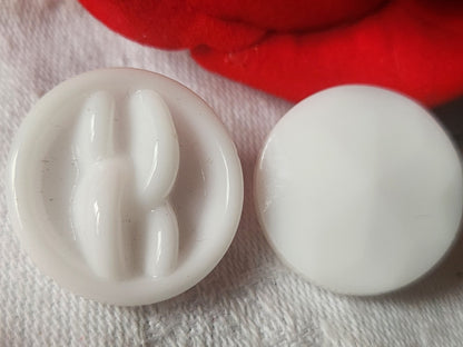 Duo gros boutons anciens en verre blanc vintage 2,2 cm D9J